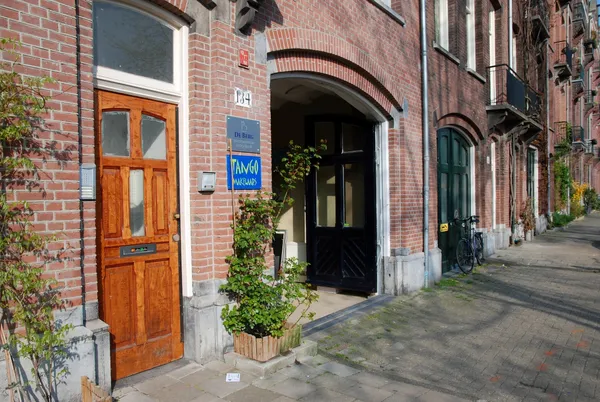 voorgevel straat funda